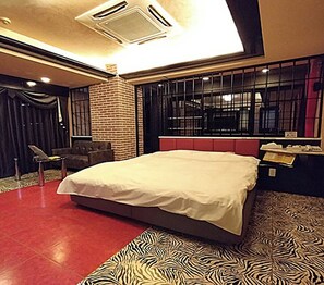 Free WiFi - Hotel Queens Court (Okayama)