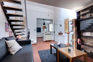Living area - Carmine Comfort Apartment (Firenze)