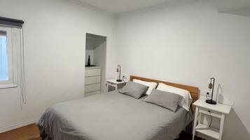 2 soveværelser, skrivebord, strygejern/strygebræt, gratis Wi-Fi