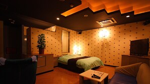 Unclassified image, 3 of 13, button - Hotel Ryu-Guu (Okayama)