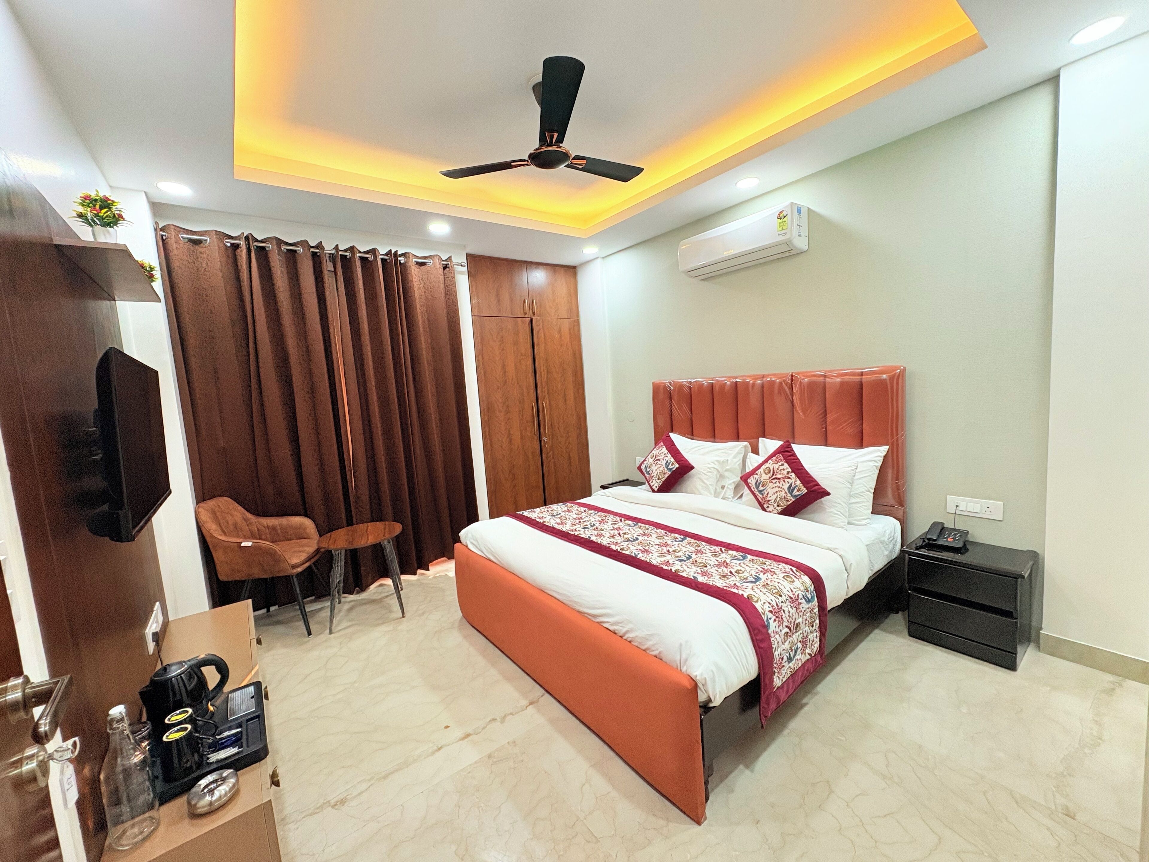 Tabla de planchar con plancha y wifi gratis 