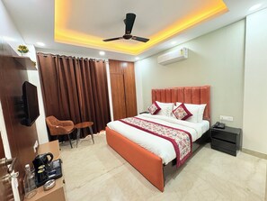 Iron/ironing board, free WiFi - The Nuvon Residency CR Park (New Delhi)