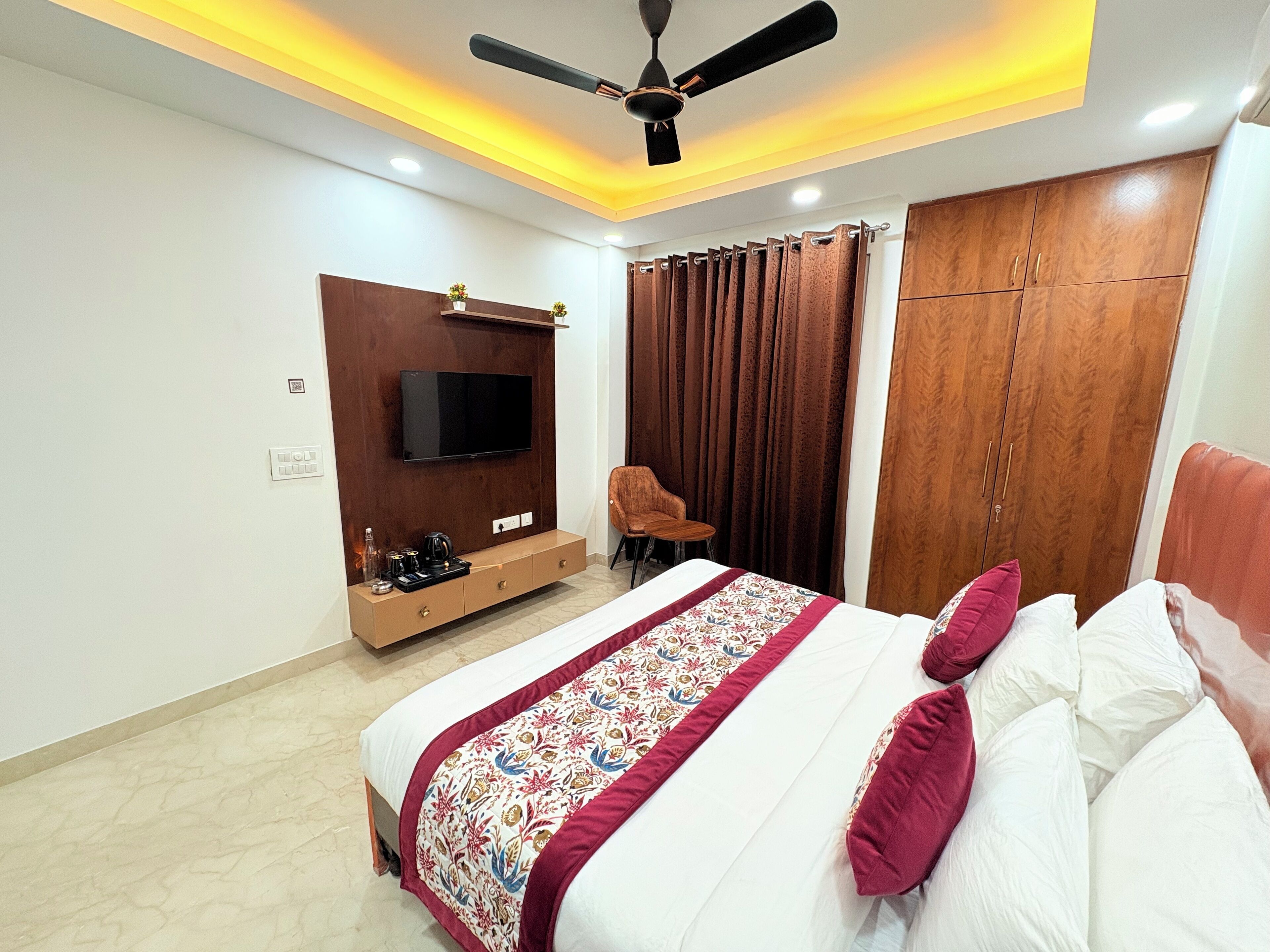 Tabla de planchar con plancha y wifi gratis 