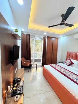 Iron/ironing board, free WiFi - The Nuvon Residency CR Park (New Delhi)