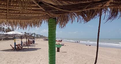Beautiful and fresh, near... A GOSTOSO, EXCLUSIVE 50 METERS FROM THE BEACH!
