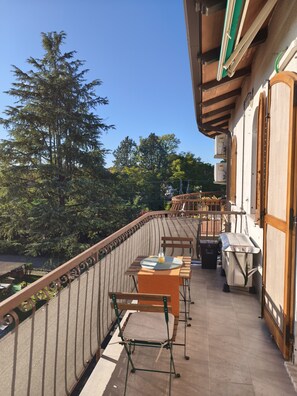 Outdoor dining - SG Family - Casa di Manu (Peschiera del Garda)