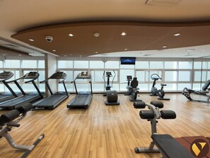 Gym - Vogue | Siraj Tower Arjan near Miracle Garden (Dubai)
