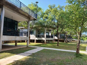 Exterior - Black Bears Resort and Onsen (Chiang Dao)