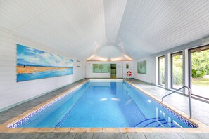 Pool - Cherry Cottage  Luxury for Couples, Private Use of Indoor Heated Swimming Pool (Faversham)