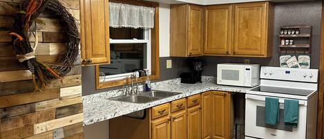 Microonde, forno, piano cottura