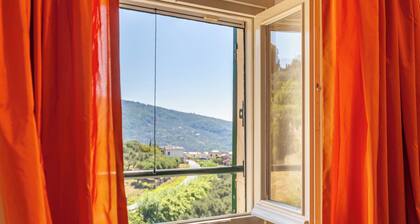 Cava Ardè Rooms:Garden view room, in the tranquility of Santa Giulia