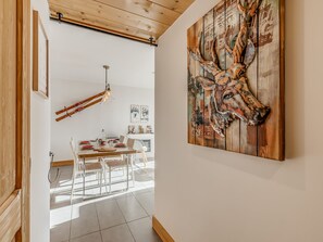 Dining - 4* Apartment in Champagny, 6 pers, with Wifi (Champagny-en-Vanoise)
