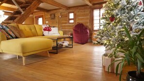 Smart TV, books - Le Vieil Âtre - Rustic & cosy chalet (Saint-Jean-Port-Joli)