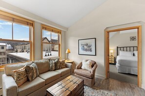 TV, fireplace - Top Floor Condo at Village Center - Walk to Lifts! (Keystone)
