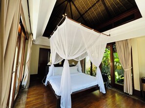 3 bedrooms, free WiFi, bed sheets - Patmase Villas in Jimbaran (Badung)