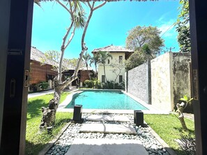 Indoor pool, outdoor pool - Patmase Villas in Jimbaran (Badung)