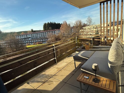 Modernes Studio mit Bergblick, Balkon & Wellness – Sauna & Pool | Scheidegg