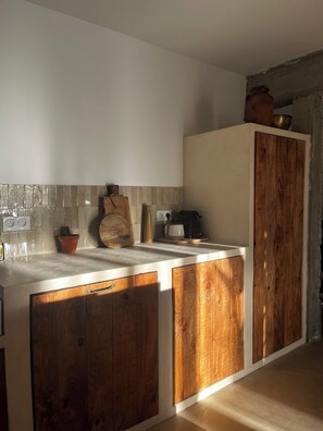 Interior - Atypical gîte in the heart of the vineyards and close to the sea (Caves)