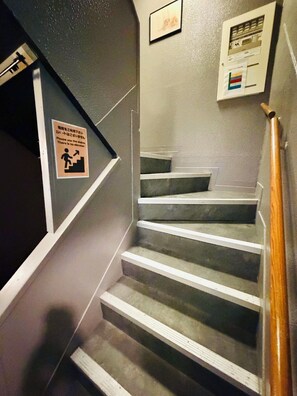 Basic Shared Dormitory | Living area - KAYABACHO TSUKUSHI HOTEL (Kayabacho, Nihombashi, Chuo-ku)