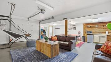 TV, table football, ping pong, books