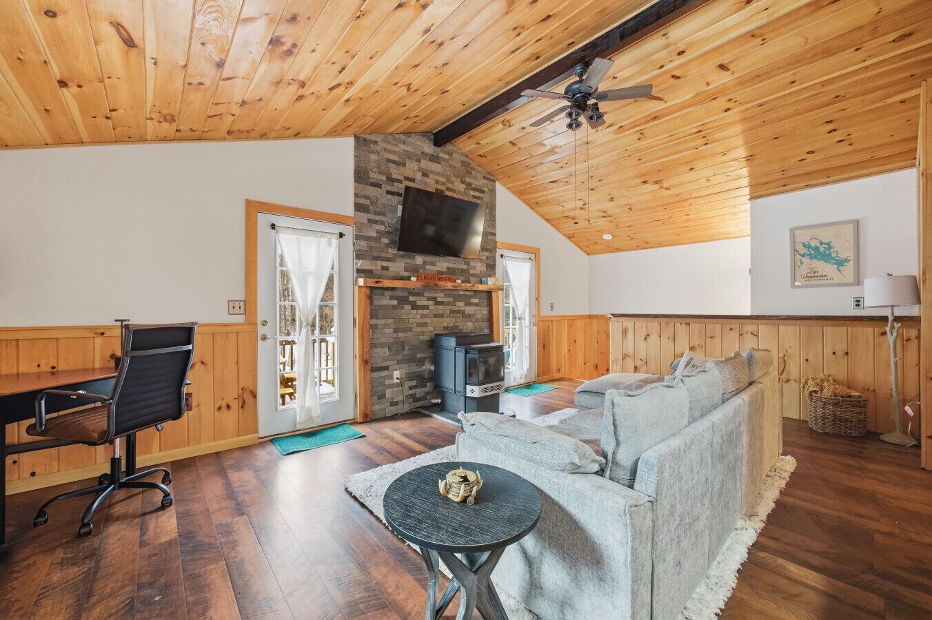 TV, table football, ping pong, books