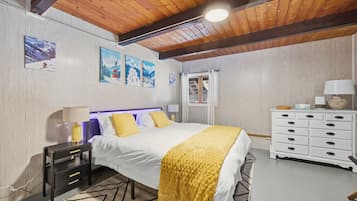 Iron/ironing board, WiFi