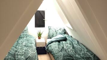 Bügeleisen/Bügelbrett, WLAN, Bettwäsche