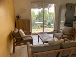 Living area - Apartment Les Emeraudes (Roquebrune-sur-Argens)