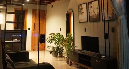 Chalet with pool in the heart of Praia do Rosa
