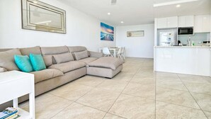 Unclassified image, 4 of 23, button - Alex Heads Beachfront Bliss (Sunshine Coast)