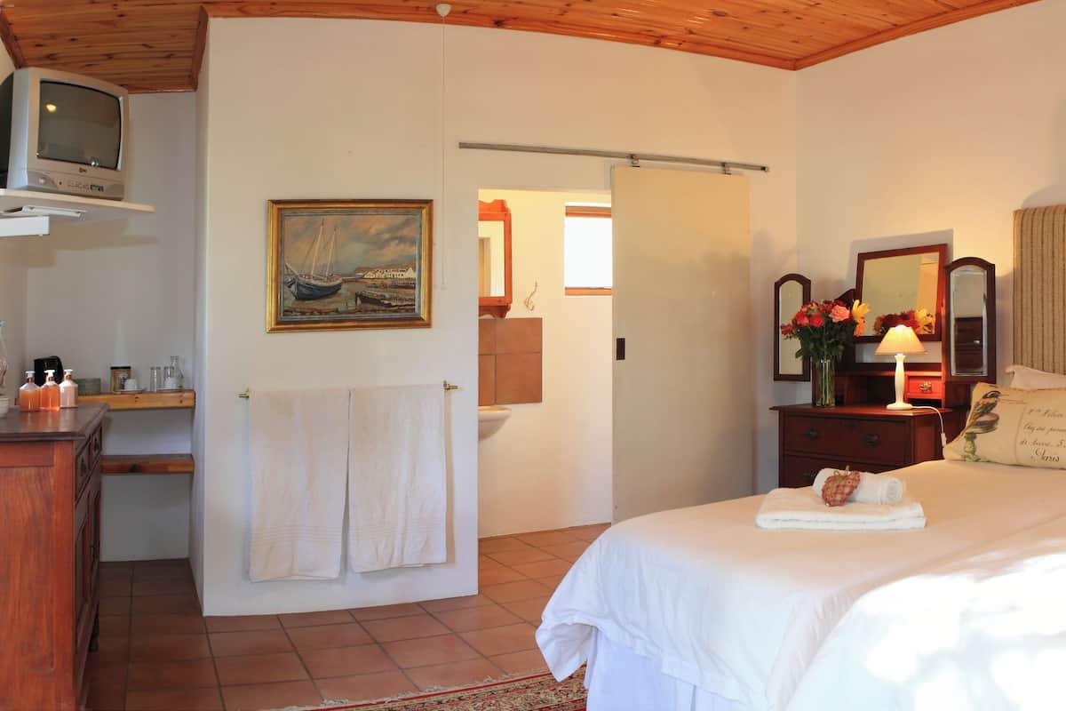 Habitación clásica con 2 camas individuales, 1 habitación, vistas al jardín | Wifi gratis
