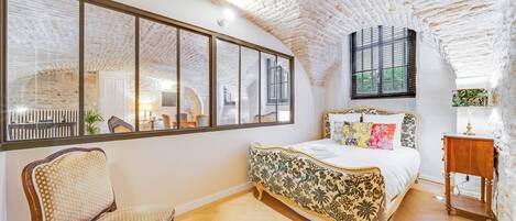 1 makuuhuone, silitysrauta/-lauta, Wi-Fi, vuodevaatteet