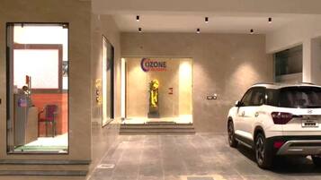 Parkir mandiri gratis