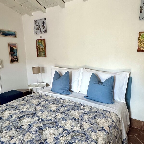 Fer et planche à repasser, Wi-Fi, draps fournis