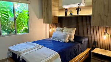 Bügeleisen/Bügelbrett, WLAN, Bettwäsche