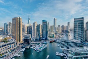 Marina - Panoramic Marina Views | Walk to Beach & JBR | 1BR (دبي)