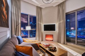 TV - Panoramic Marina Views | Walk to Beach & JBR | 1BR (دبي)