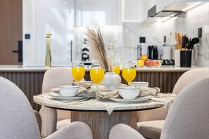 Dining - Large 1BR | Pool View | Near Circle Mall | Parking (Dubai)