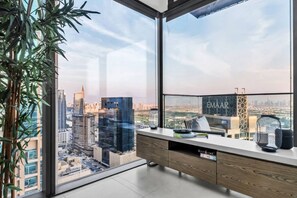 Interior - Panoramic Marina View | 2BR | Infinity Pool+Beach (Dubai)