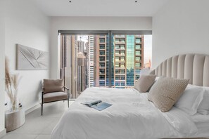 Desk, iron/ironing board, WiFi, bed sheets - Panoramic Marina View | 2BR | Infinity Pool+Beach (Dubai)