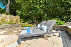 Terrace/patio - 3 Bed in Llanbedrog (oc-llynor) (Llanbedrog)