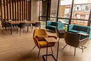 Interior - Coworking airport Tourism downtown candelaria (Bogotá)