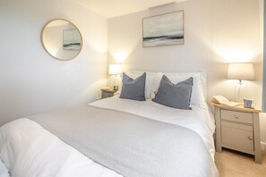 Iron/ironing board, travel cot, free WiFi, bed sheets - 2 Bed in Pwllheli (oc-brynpe) (Pwllheli)
