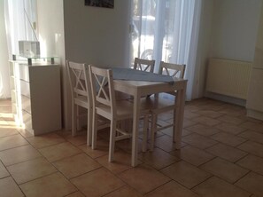 Dining - Apartment 'Haus Annelie Fewo 01' with Private Terrace, Shared Garden and Wi-Fi (Dranske)