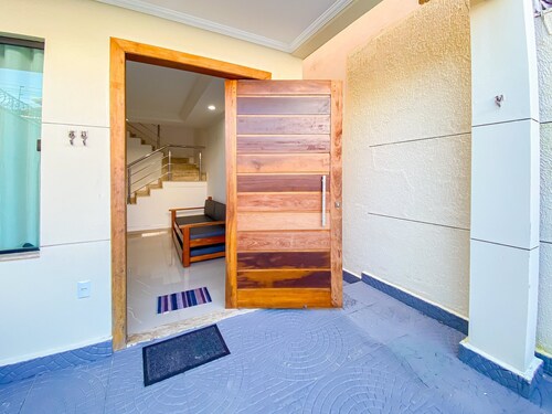 Casa com 2 suítes praia de Taperapuã