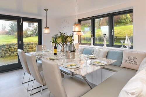 4 Bed in Llanbedrog (oc-1frond)