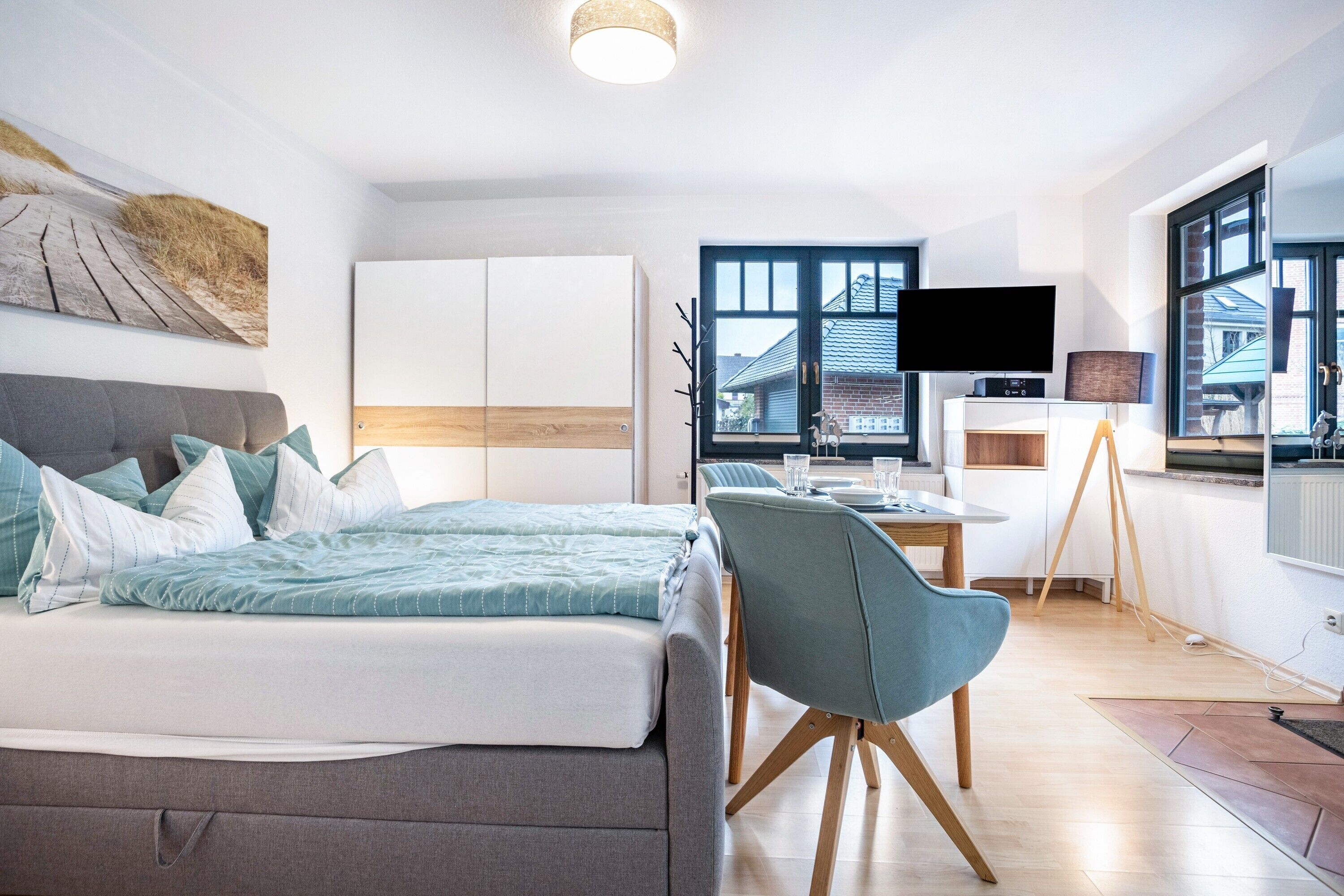 3 bedrooms, WiFi, bed sheets