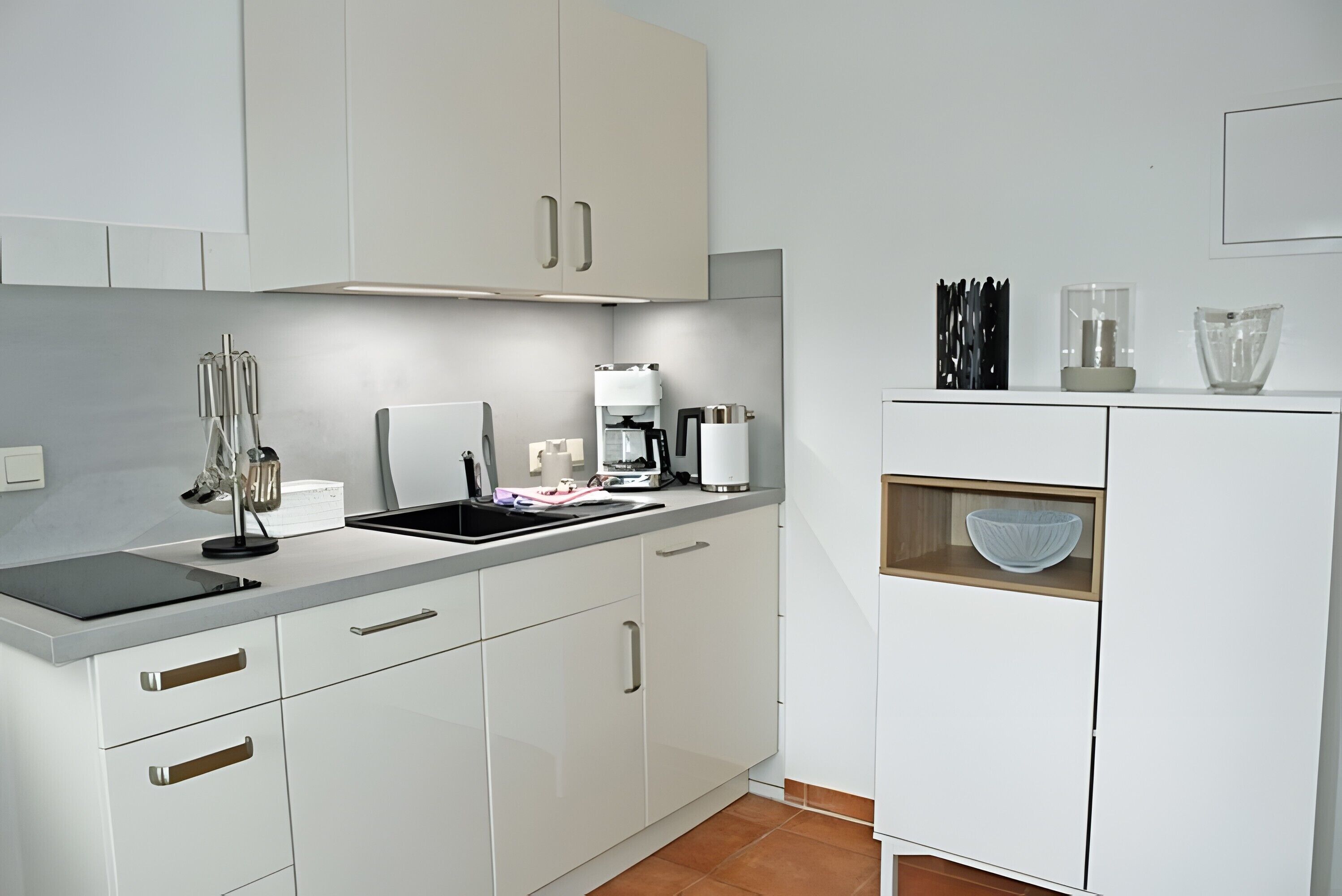 Kühlschrank, Ofen, Herdplatte, Geschirrspüler