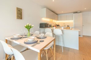 Dining - 2 Bed in Fowey (oc-p00677) (Fowey)
