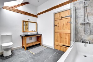 Hair dryer, towels - 2 Bed in Machynlleth (oc-bow39) (Darowen)